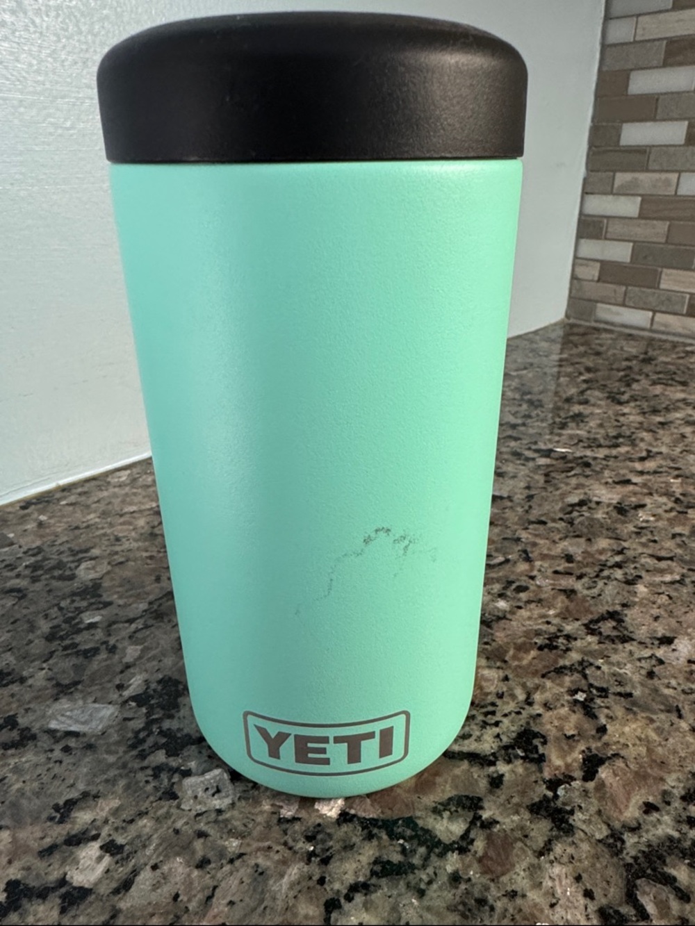 Yeti 16 oz Tall Can Colster - Seafoam Doscontinued - Picture 5 of 5